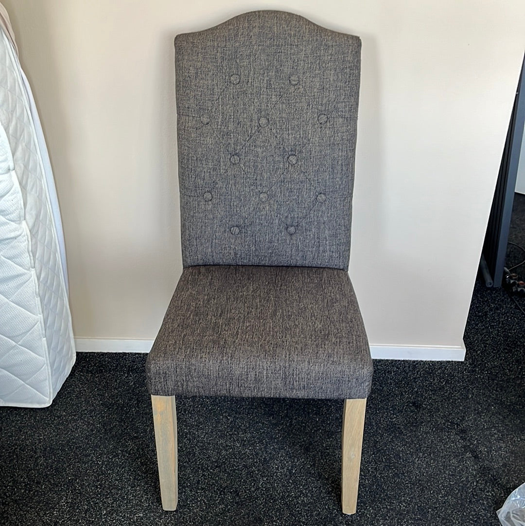 Spieghel eetkamer stoelen